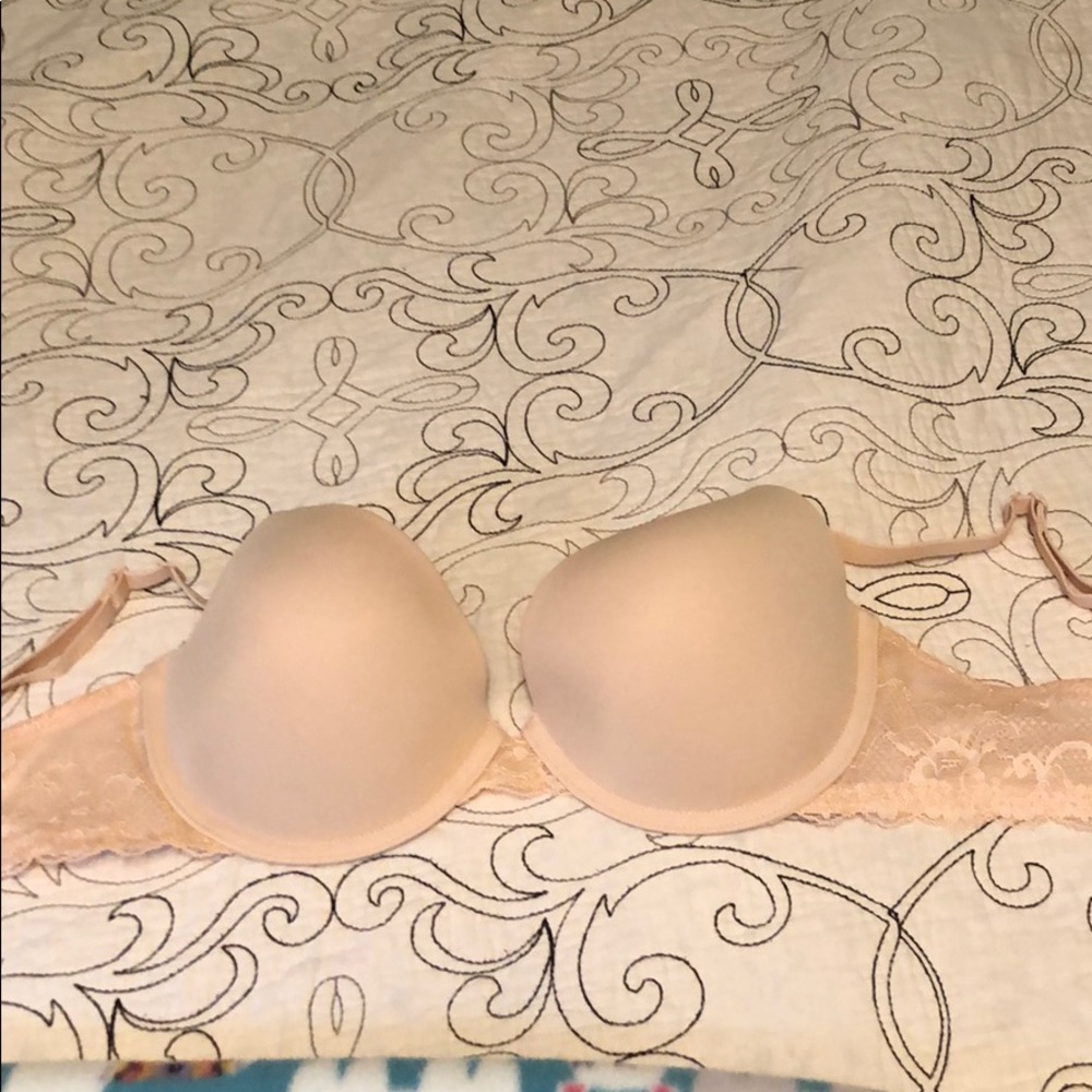 Nude bra